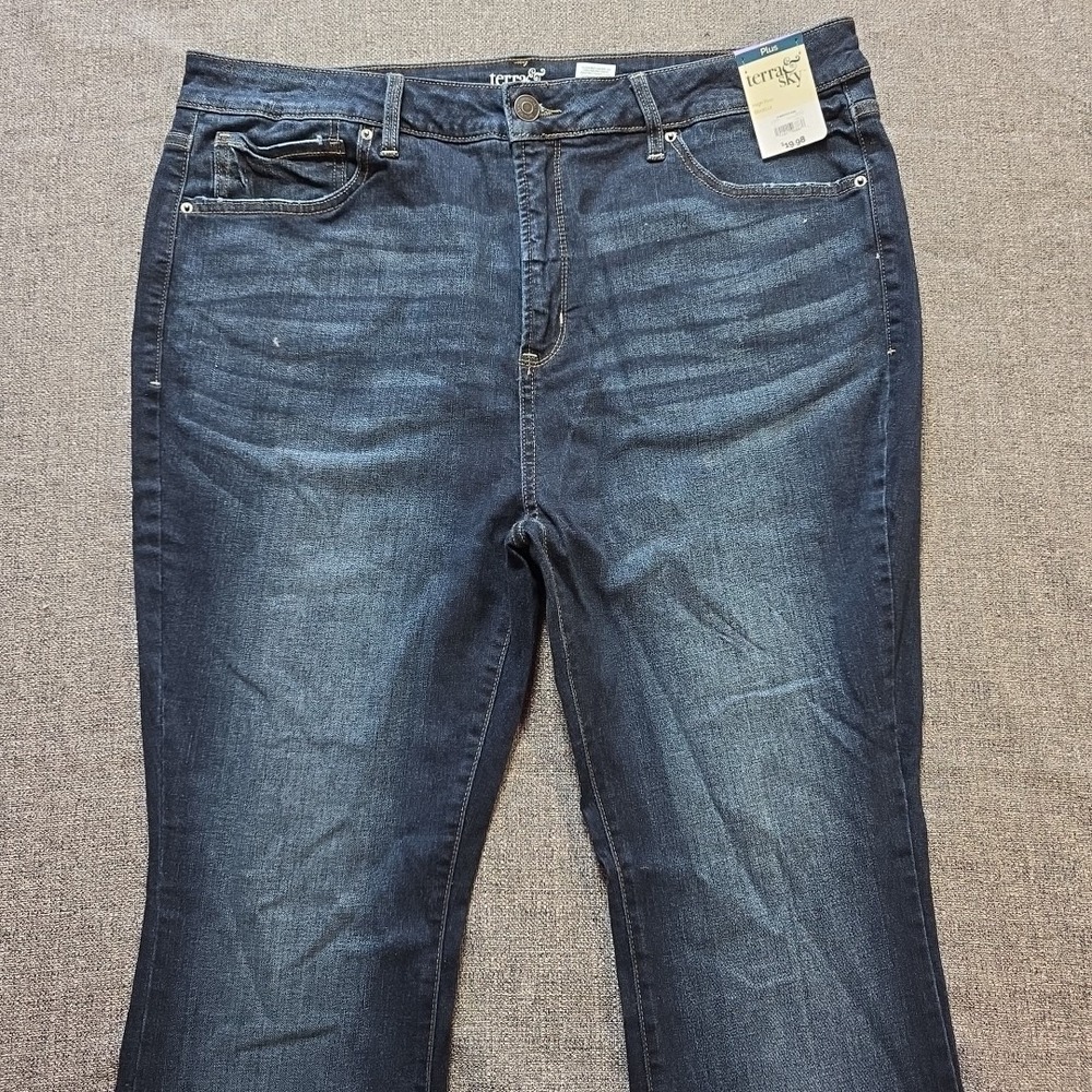 Terra & Sky Women's Plus Size High Rise Bootcut Jeans Dark Wash Size 16W
